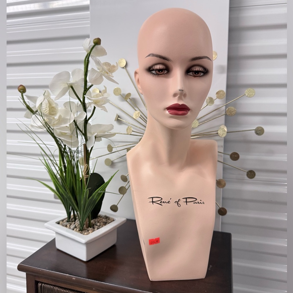 Ren Of Paris Mannequin Head - Cream